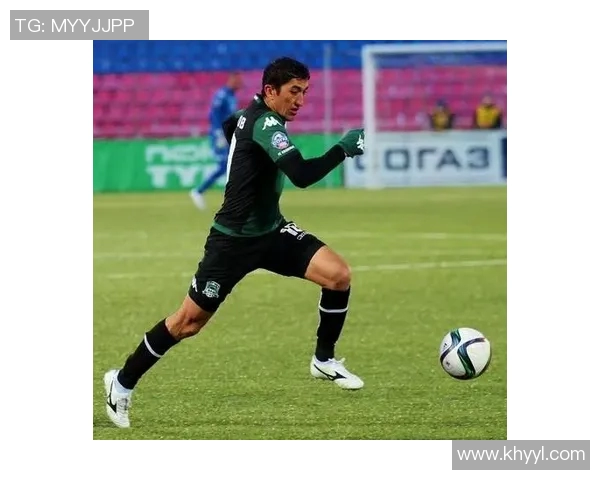 安郅与克拉斯的激烈对决揭示足球战术的深层次博弈与精彩瞬间