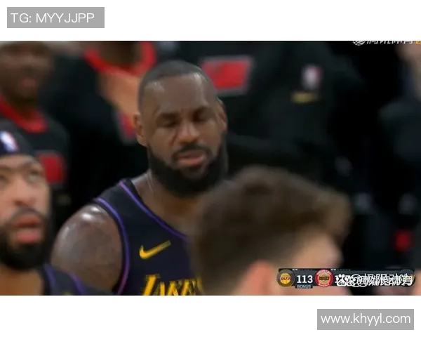 詹姆斯绝杀率领湖人逆转火箭，震撼全场！