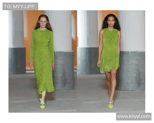 米林科维奇与韩国设计师联手打造首尔时装周,别出心裁时装秀引爆潮流 米林科维奇与韩国设计师联手打造首尔时装周,别出心裁时装秀引爆潮流