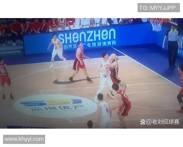 男篮亚洲杯精彩对决日本队迎战中国香港队全力争胜